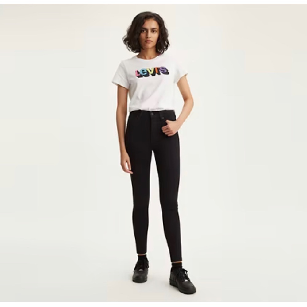 Levi Mile High Super Skinny Black Jean